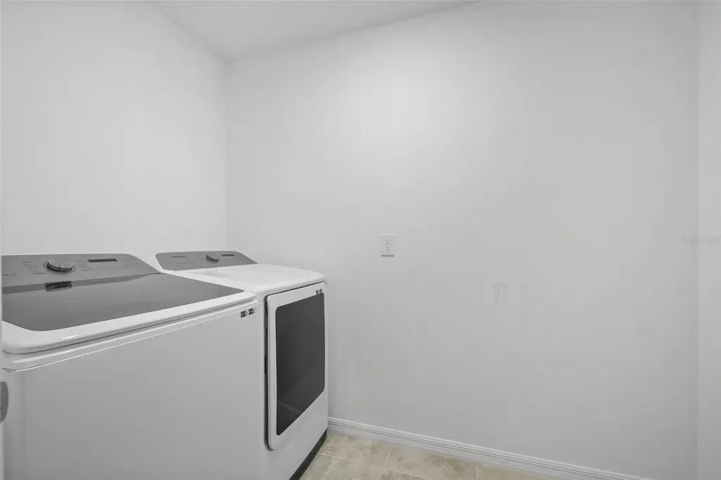 2151 NW 248th Way Newberry FL 32669