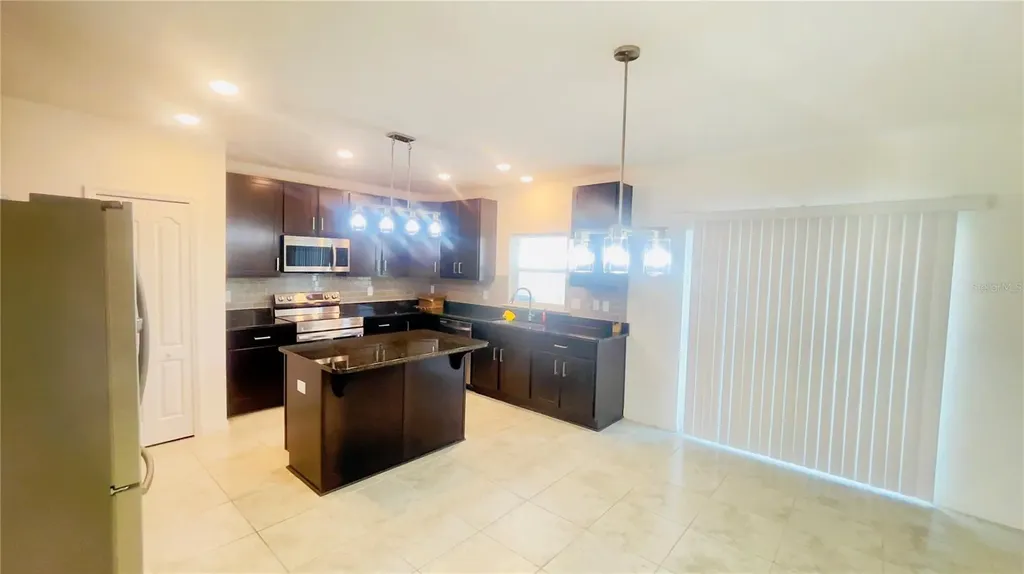 2151 NW 248th Way Newberry FL 32669