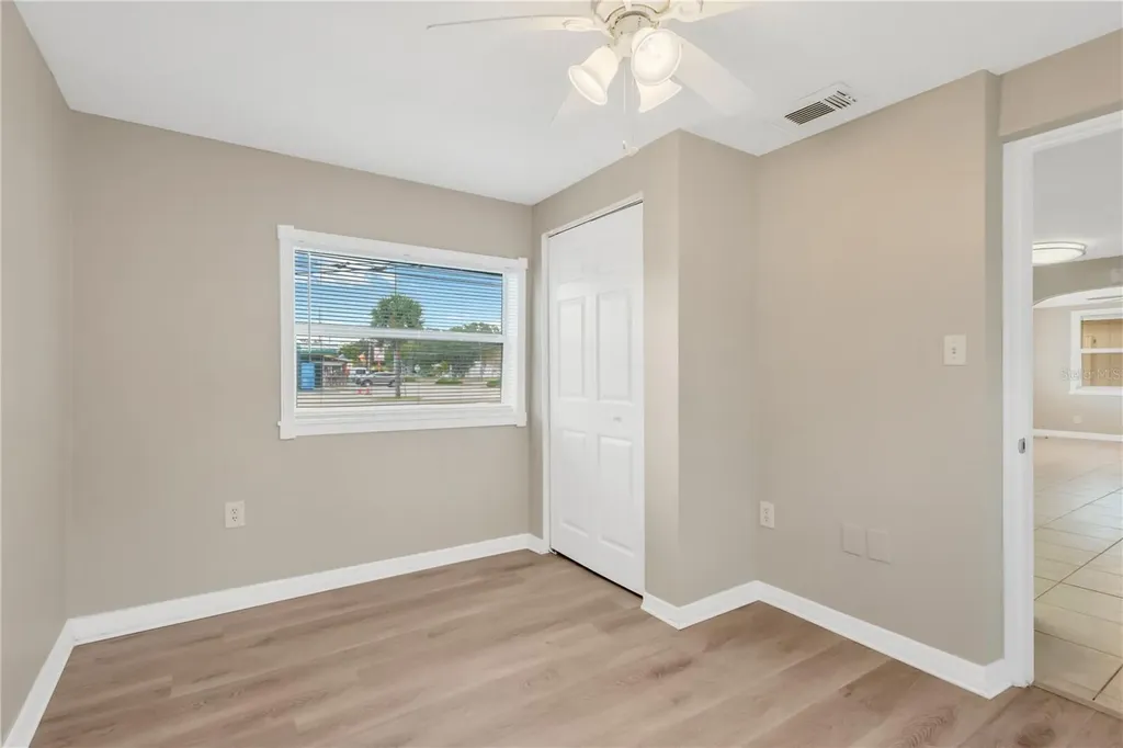 559 Norfolk Street Dunedin FL 34698