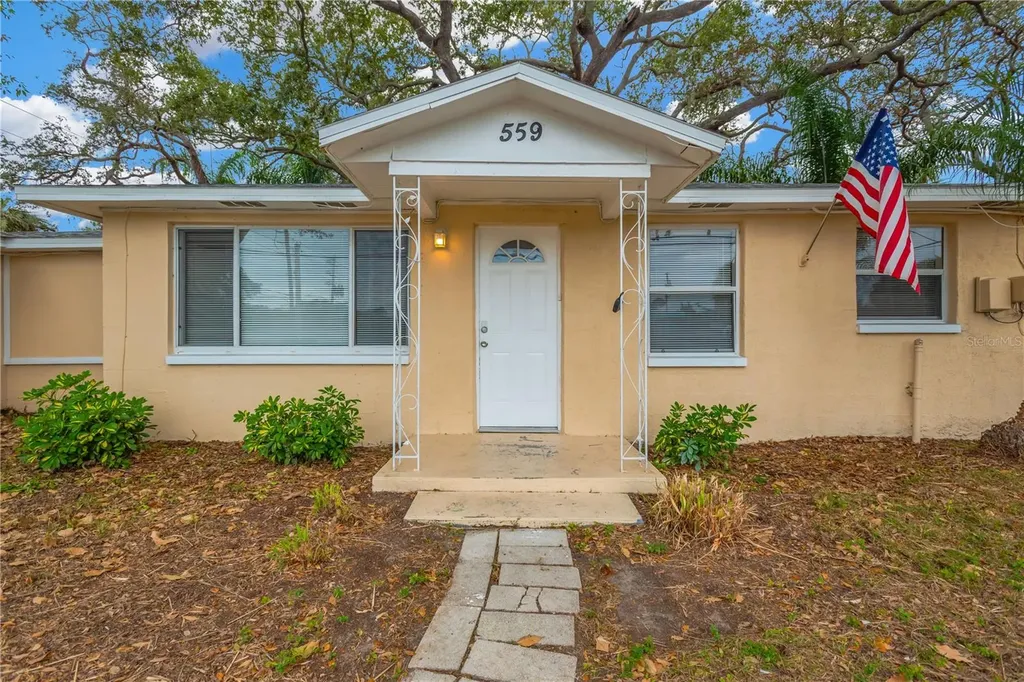 559 Norfolk Street Dunedin FL 34698