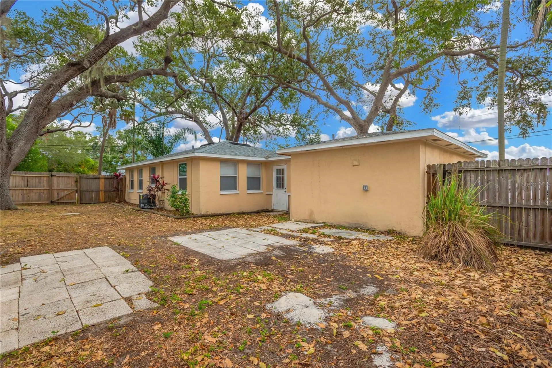 559 Norfolk Street Dunedin FL 34698