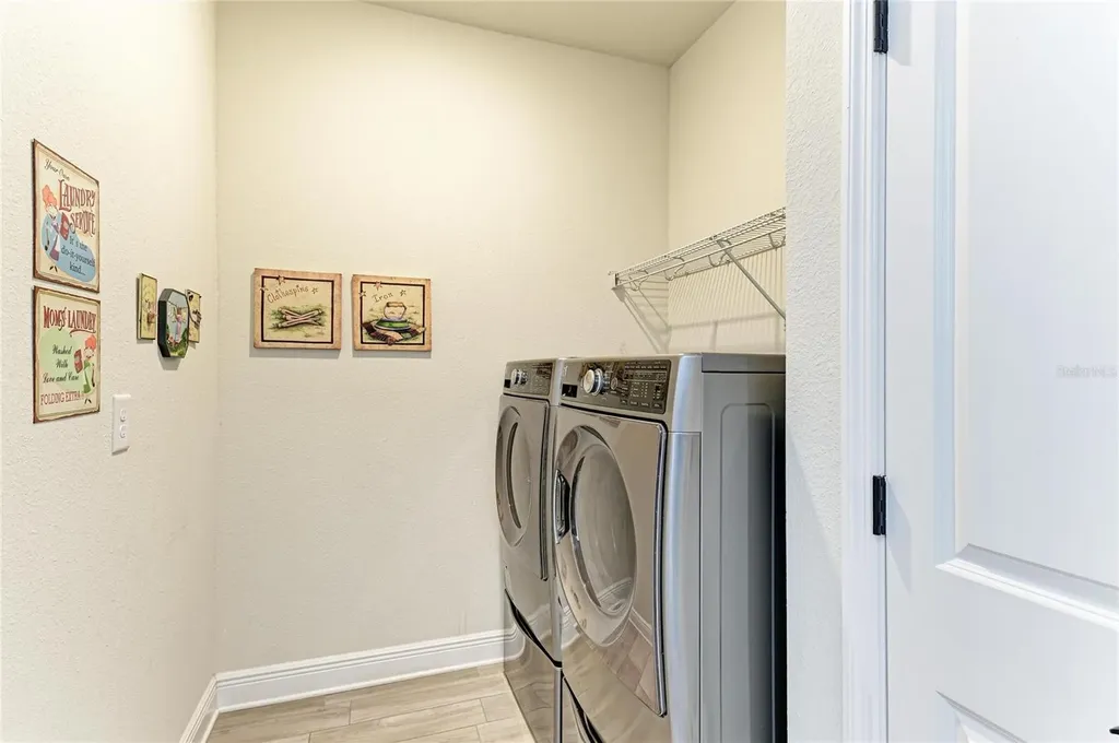 5941 Amberly Drive Bradenton FL 34208