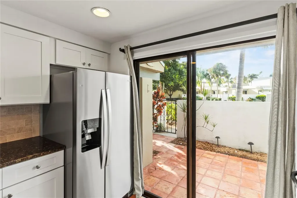 2375 Lakeside Mews Sarasota FL 34235