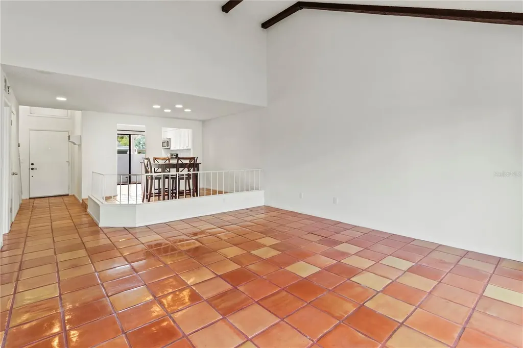 2375 Lakeside Mews Sarasota FL 34235