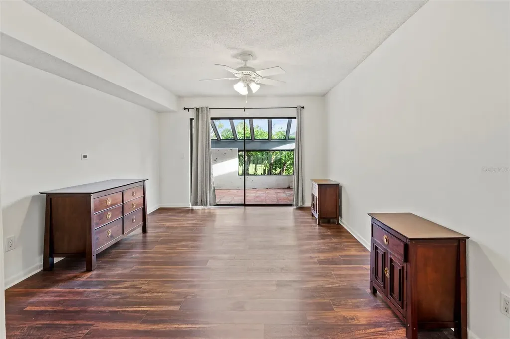 2375 Lakeside Mews Sarasota FL 34235