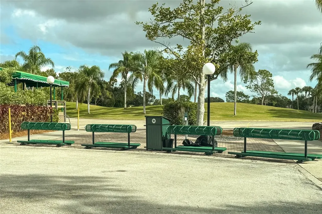 2375 Lakeside Mews Sarasota FL 34235