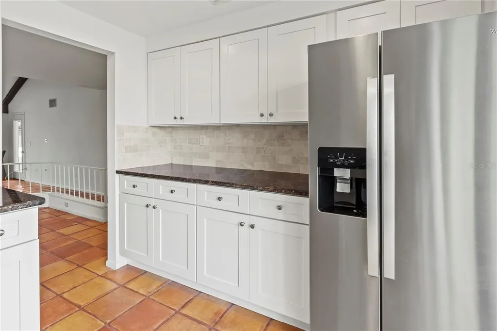 2375 Lakeside Mews Sarasota FL 34235