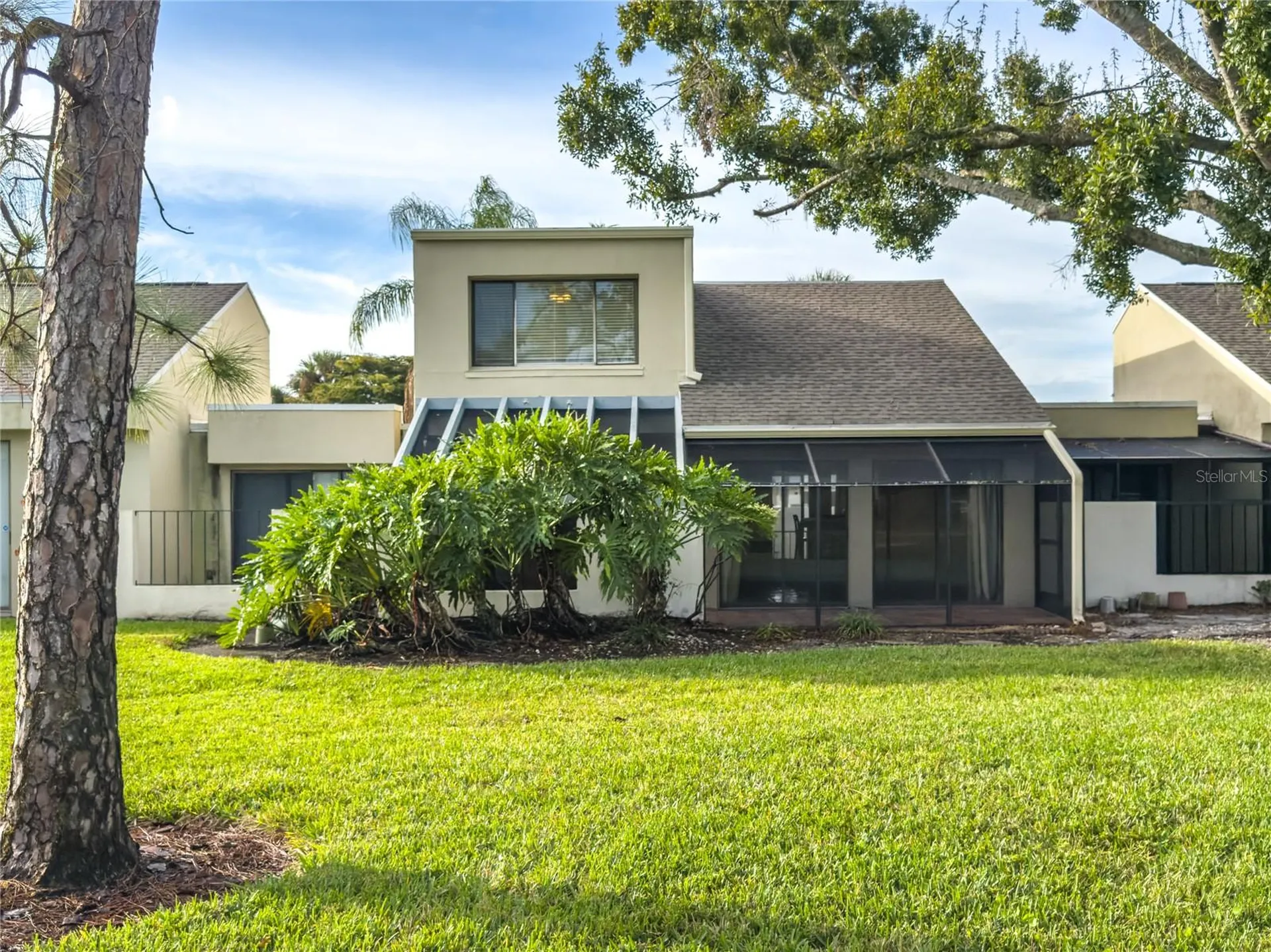 2375 Lakeside Mews Sarasota FL 34235