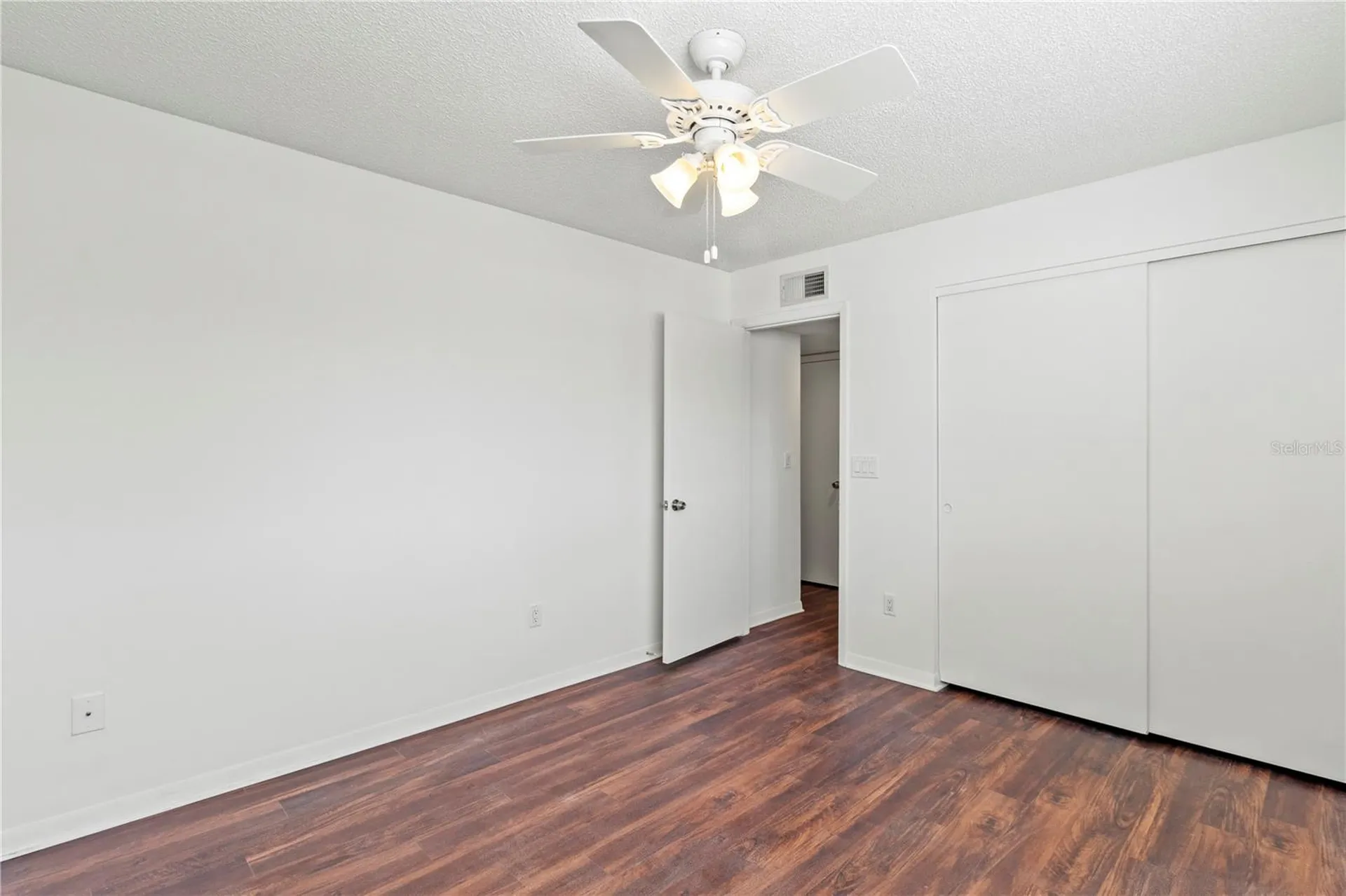 2375 Lakeside Mews Sarasota FL 34235