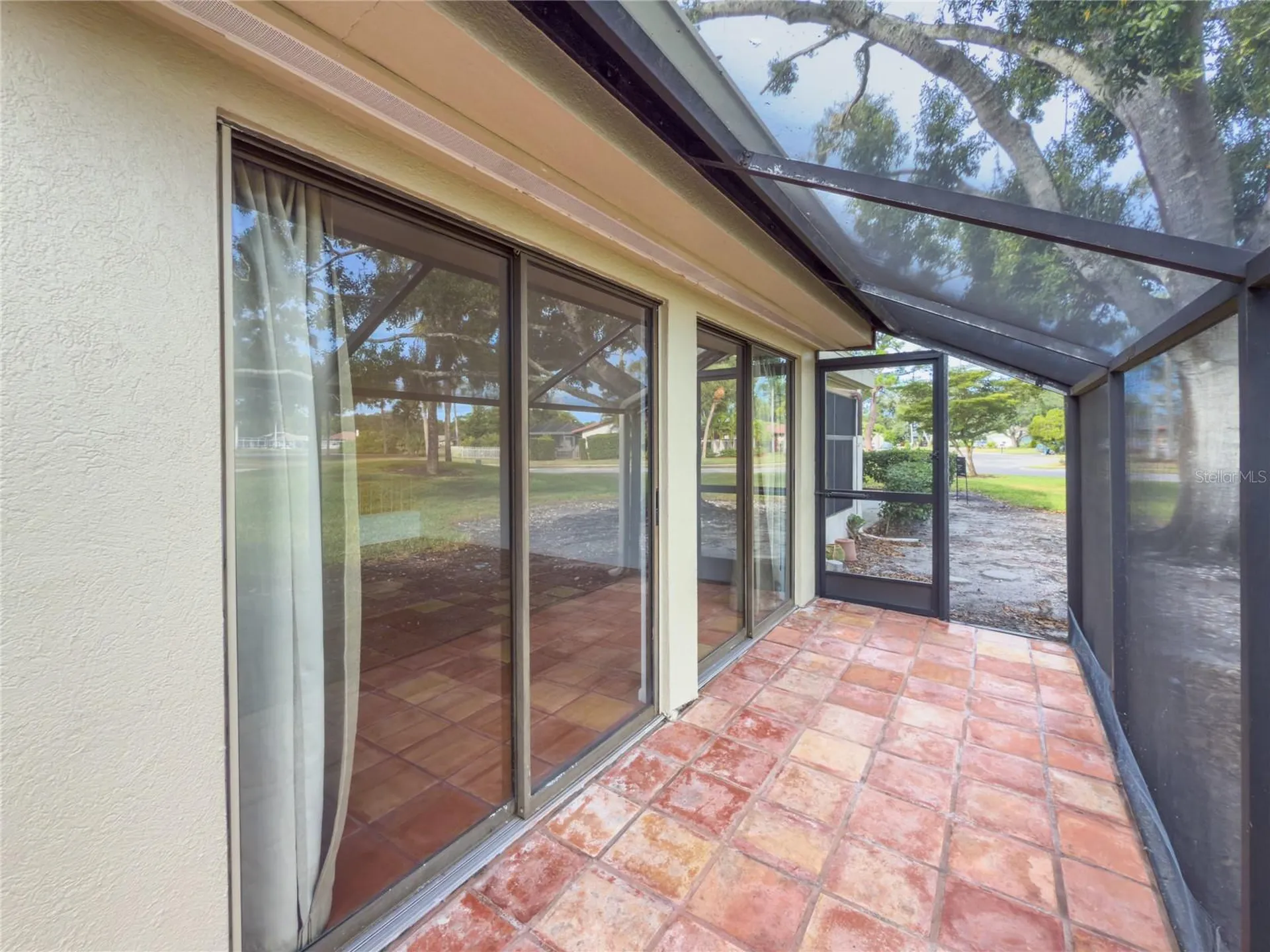 2375 Lakeside Mews Sarasota FL 34235