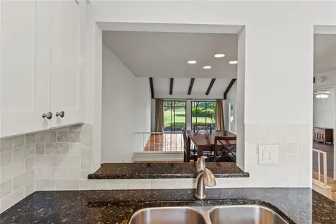 2375 Lakeside Mews Sarasota FL 34235