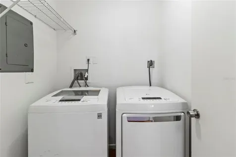 2375 Lakeside Mews Sarasota FL 34235
