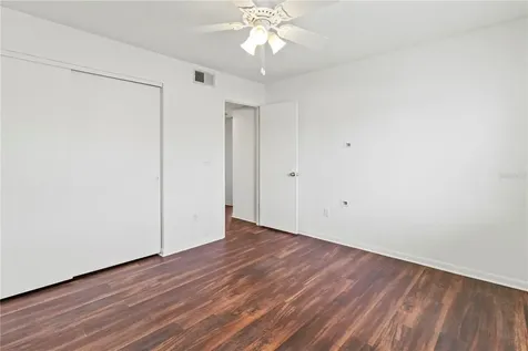 2375 Lakeside Mews Sarasota FL 34235