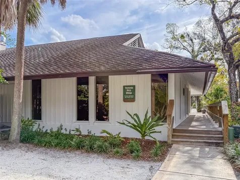 2375 Lakeside Mews Sarasota FL 34235