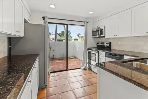 2375 Lakeside Mews Sarasota FL 34235