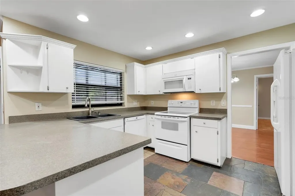 1009 Terry Drive Altamonte Springs FL 32714