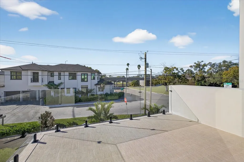 3702 S Lynwood Avenue Tampa FL 33611