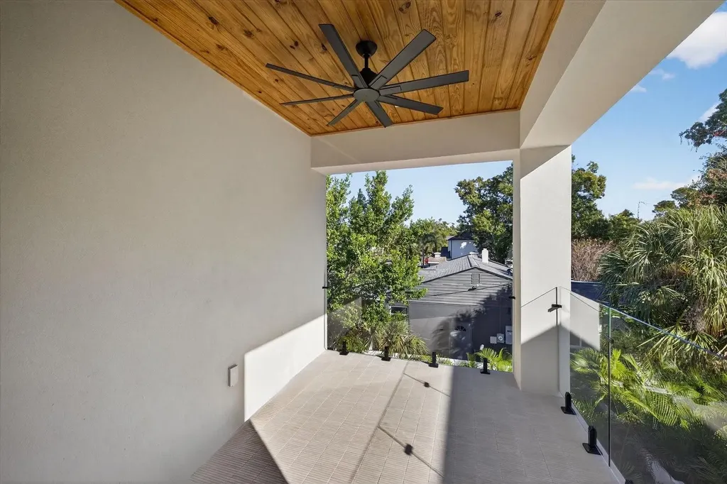 3702 S Lynwood Avenue Tampa FL 33611