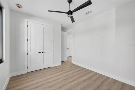 3702 S Lynwood Avenue Tampa FL 33611