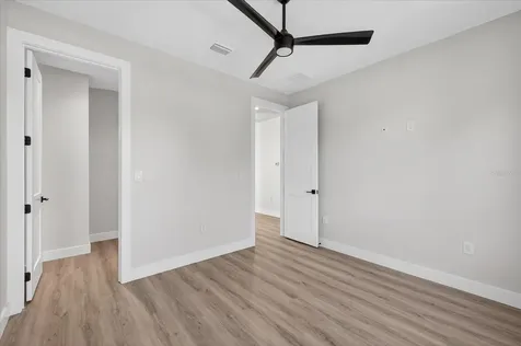 3702 S Lynwood Avenue Tampa FL 33611