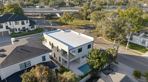 3702 S Lynwood Avenue Tampa FL 33611