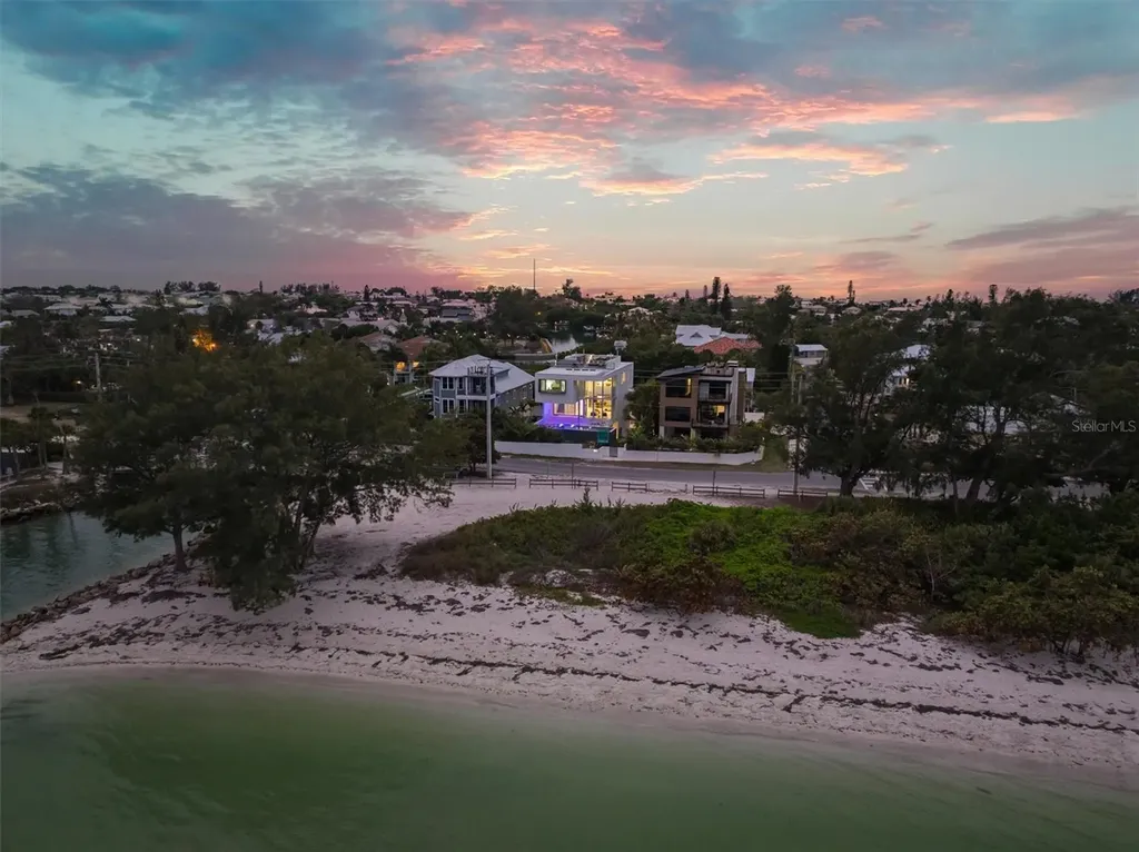 115 N Bay Boulevard Anna Maria FL 34216