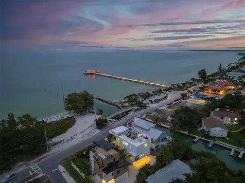 115 N Bay Boulevard Anna Maria FL 34216
