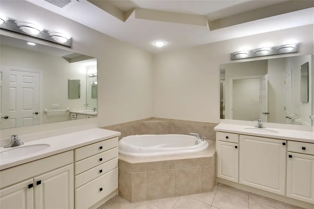 1921 Monte Carlo Drive Sarasota FL 34231