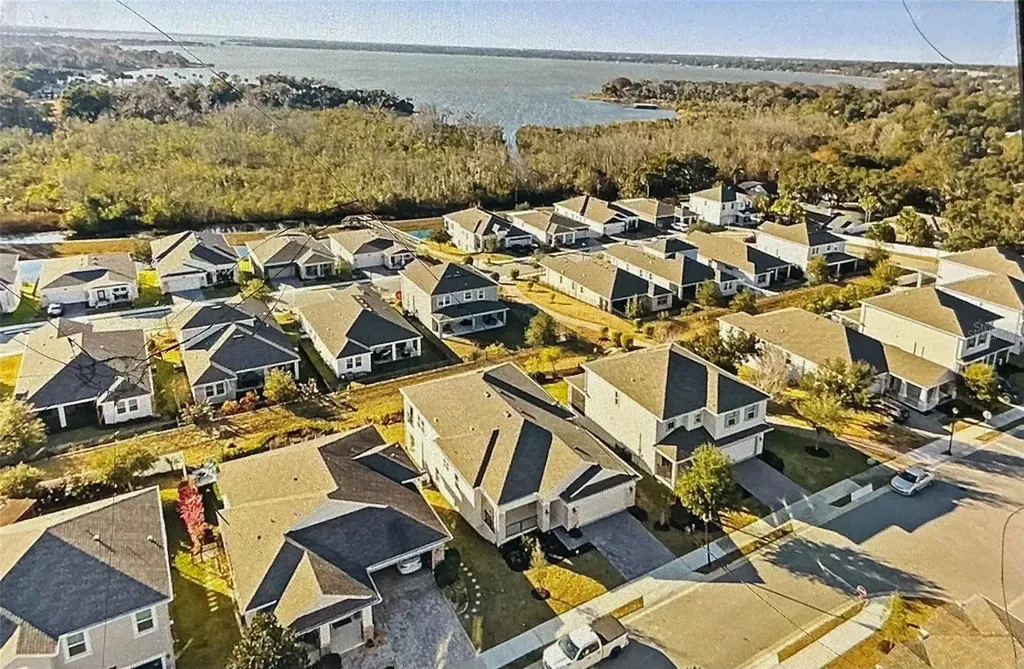 1211 Dora Parc Lane Mount Dora FL 32757