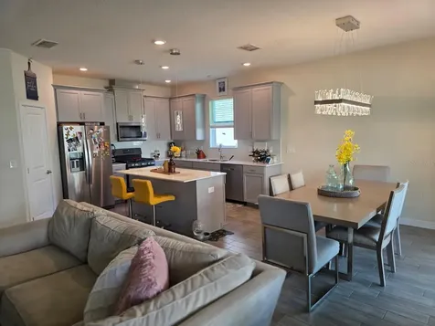 1211 Dora Parc Lane Mount Dora FL 32757