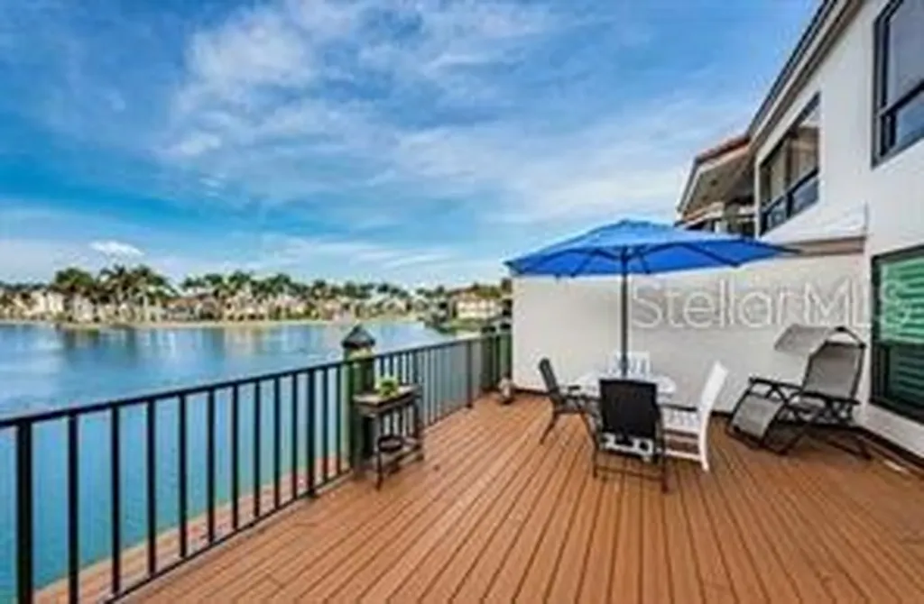 6294 Bahia Del Mar Circle St Petersburg FL 33715