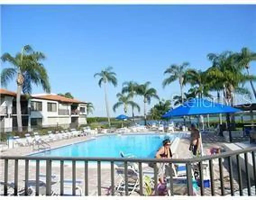 6294 Bahia Del Mar Circle St Petersburg FL 33715