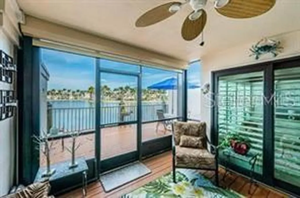 6294 Bahia Del Mar Circle St Petersburg FL 33715