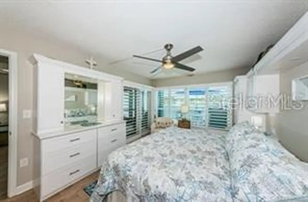 6294 Bahia Del Mar Circle St Petersburg FL 33715