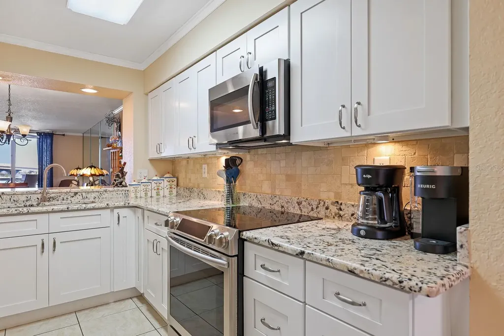 5901 Bahia Del Mar Circle St Petersburg FL 33715