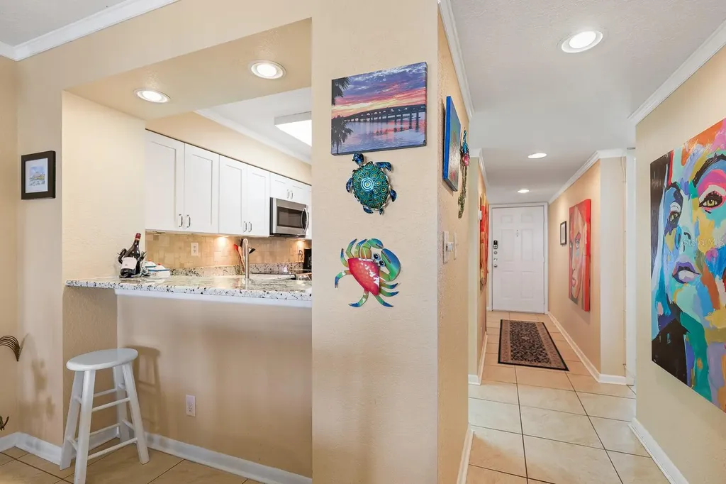 5901 Bahia Del Mar Circle St Petersburg FL 33715