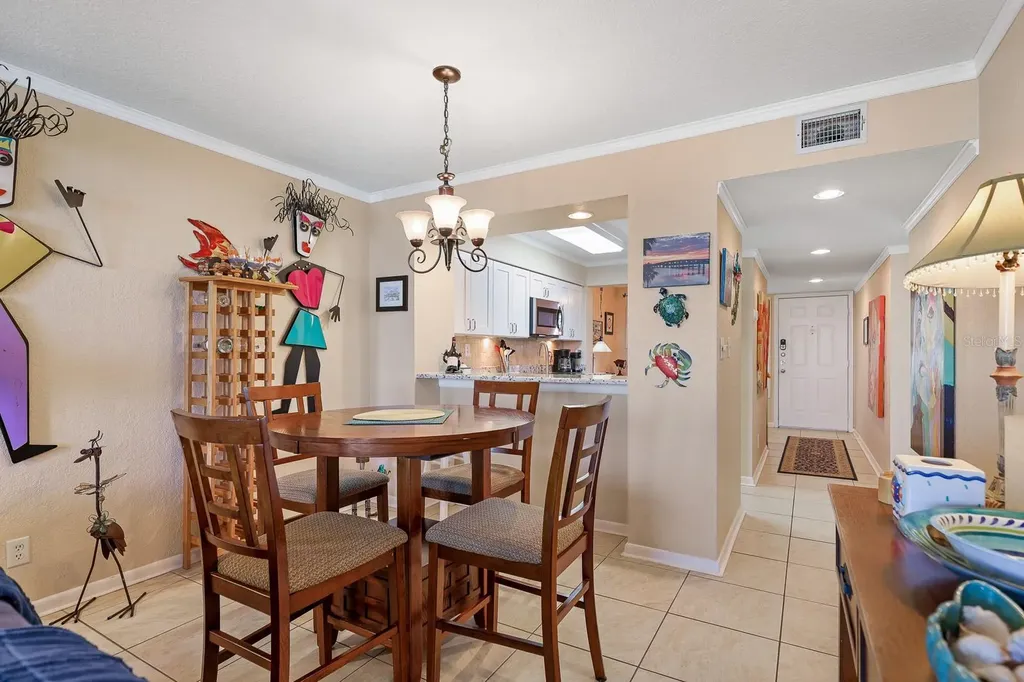 5901 Bahia Del Mar Circle St Petersburg FL 33715