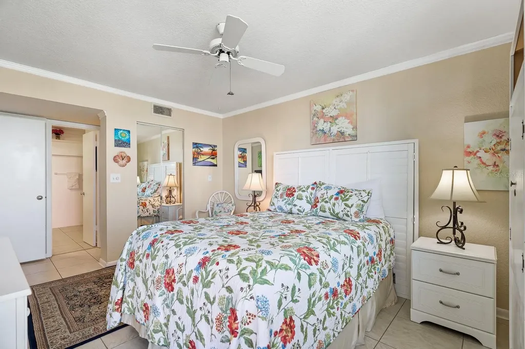5901 Bahia Del Mar Circle St Petersburg FL 33715