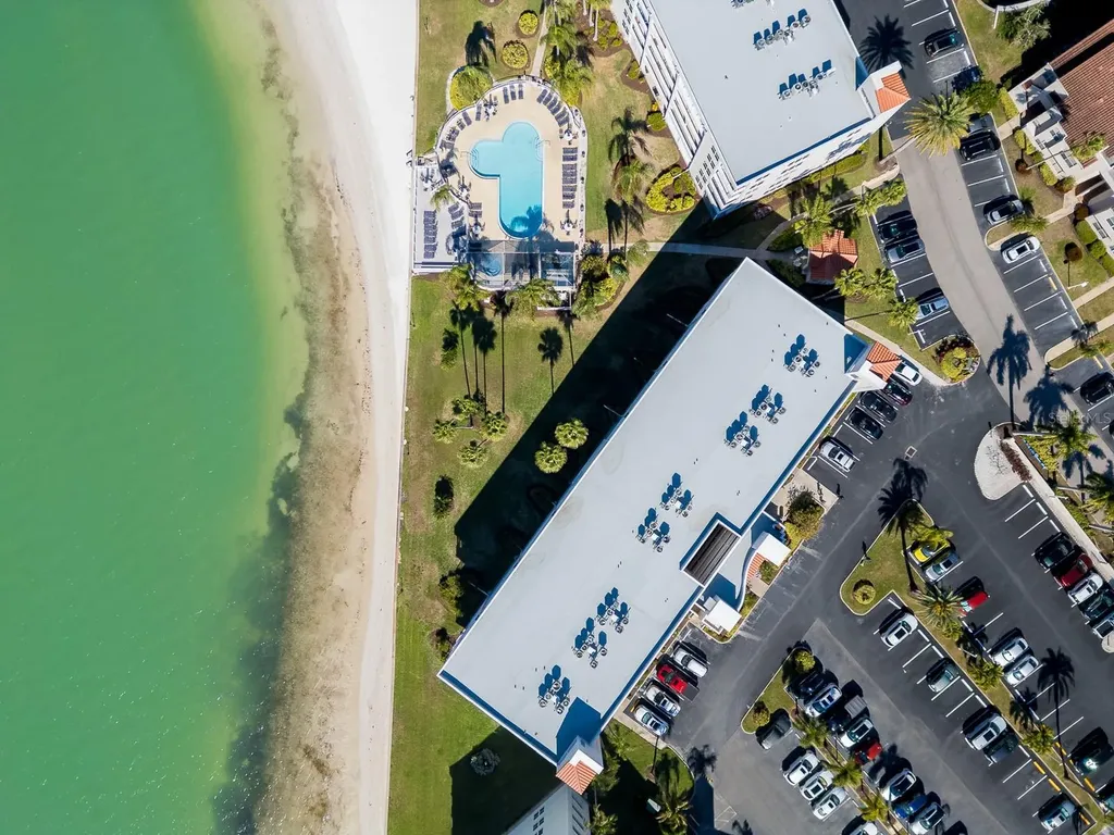 5901 Bahia Del Mar Circle St Petersburg FL 33715