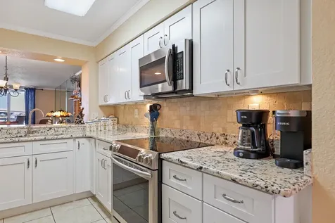 5901 Bahia Del Mar Circle St Petersburg FL 33715