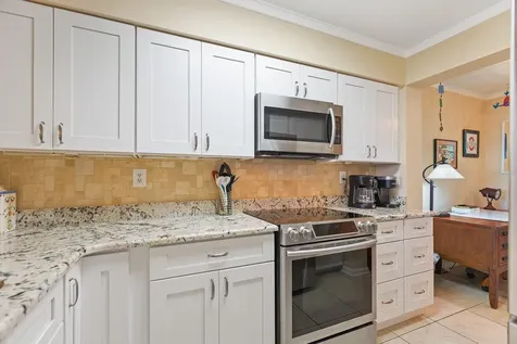 5901 Bahia Del Mar Circle St Petersburg FL 33715