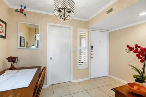 5901 Bahia Del Mar Circle St Petersburg FL 33715