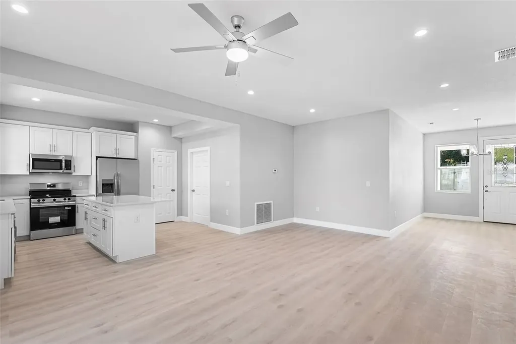 2519 Avenue E SW Winter Haven FL 33880