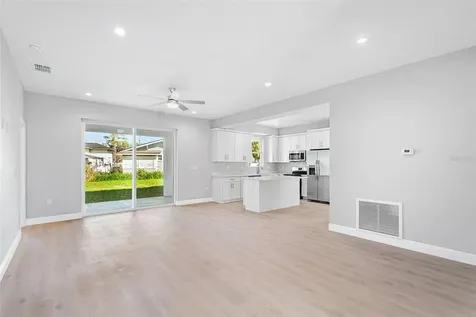 2519 Avenue E SW Winter Haven FL 33880