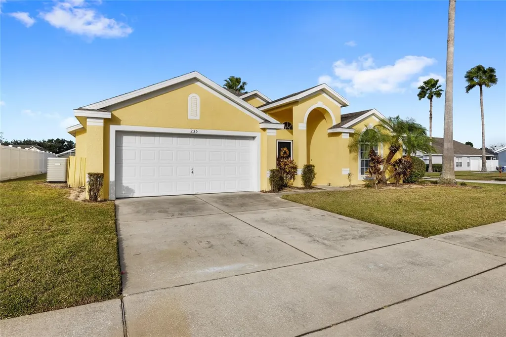 235 Ballyshannon Drive Davenport FL 33897