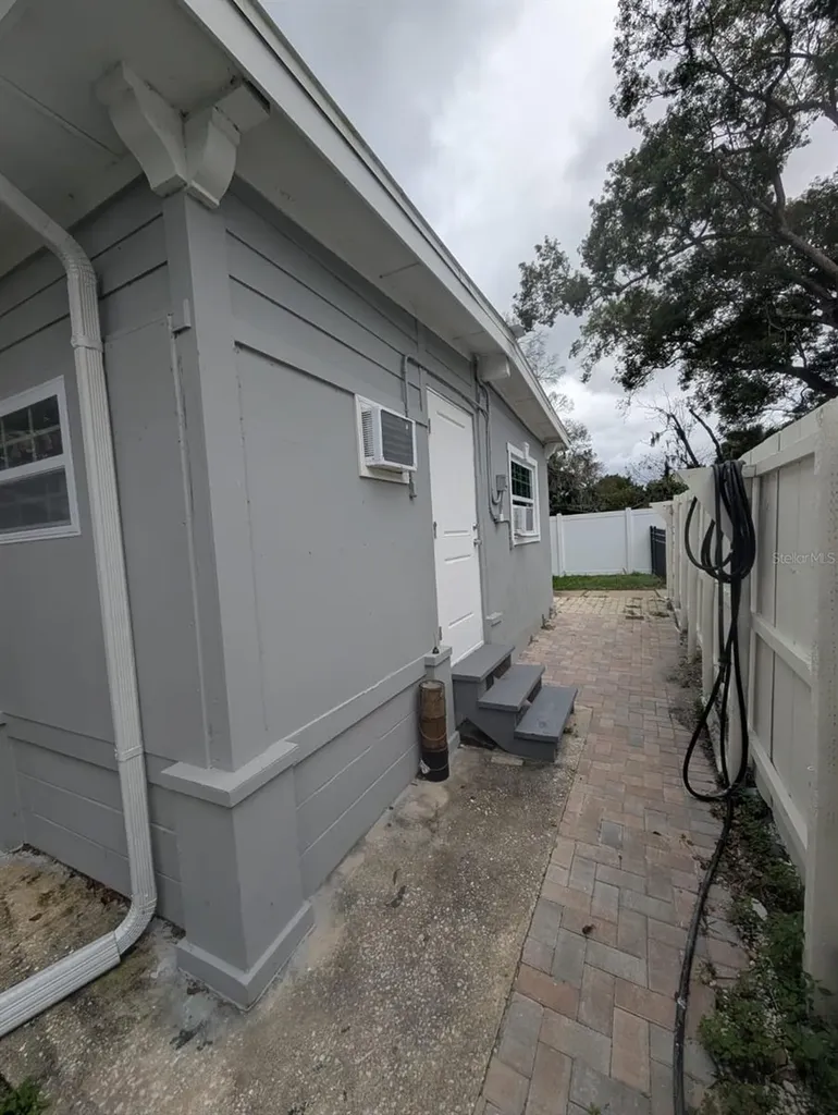 793 Eldridge Street Orlando FL 32803