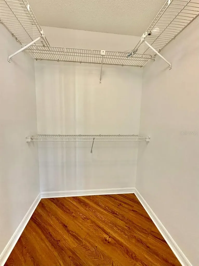 18308 Aintree Court Tampa FL 33647
