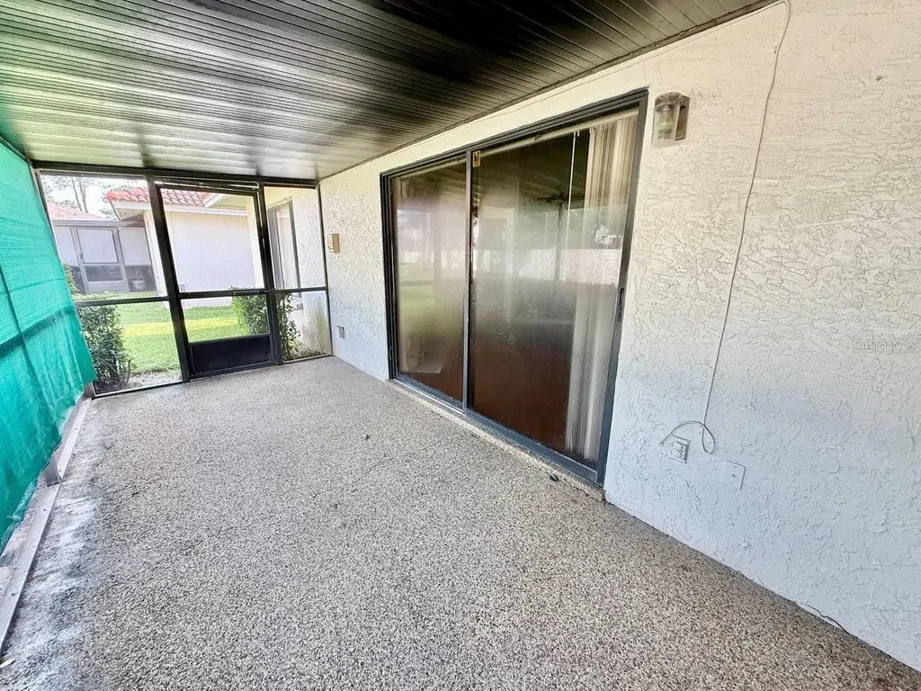 18308 Aintree Court Tampa FL 33647