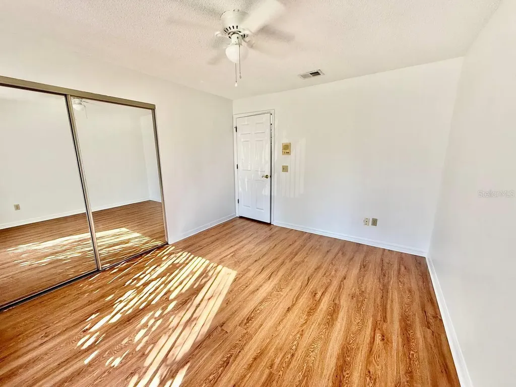 18308 Aintree Court Tampa FL 33647
