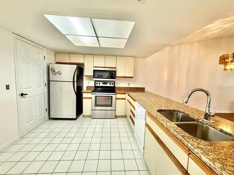 18308 Aintree Court Tampa FL 33647